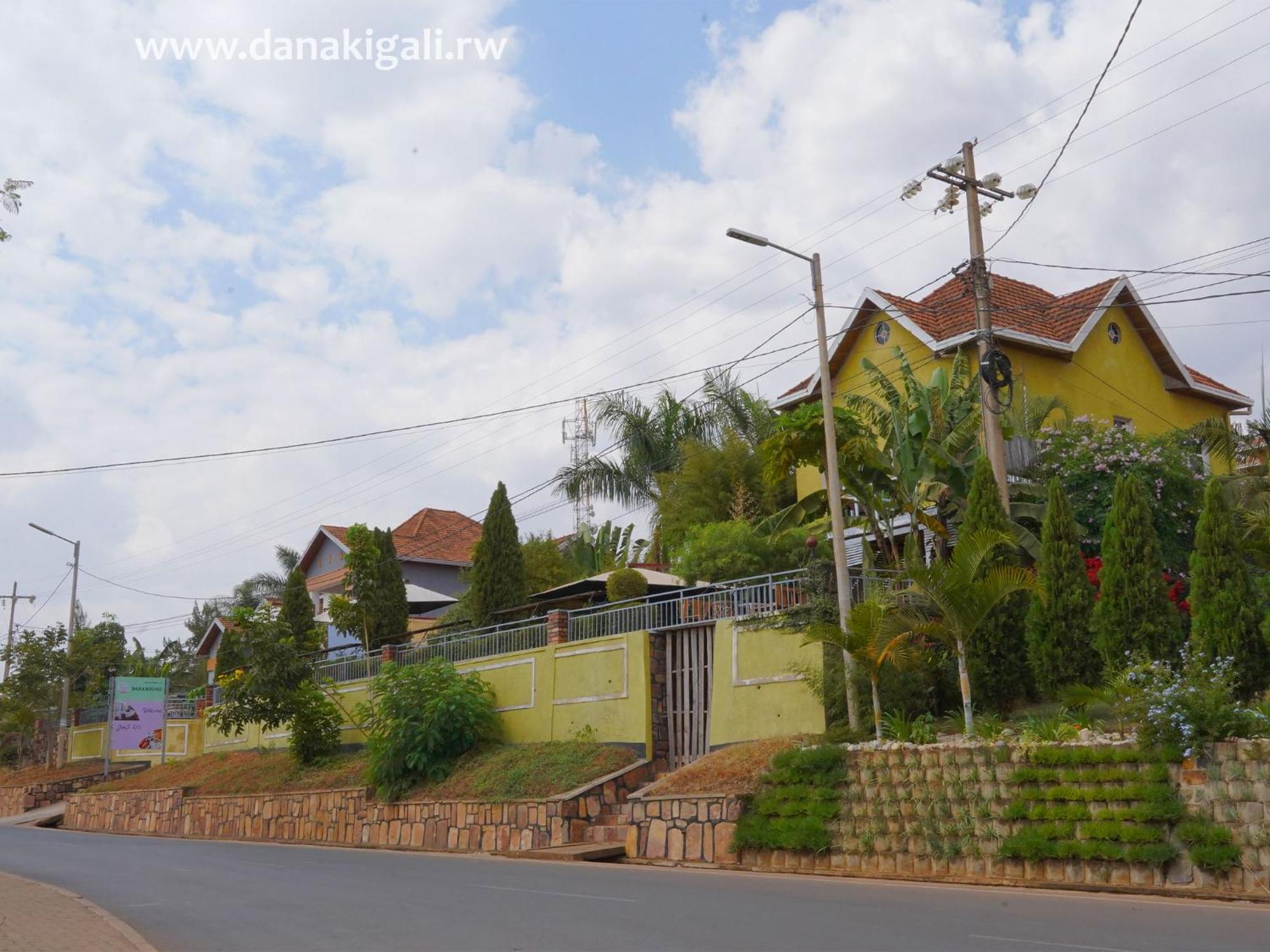 Dana Kigali Hotel エクステリア 写真